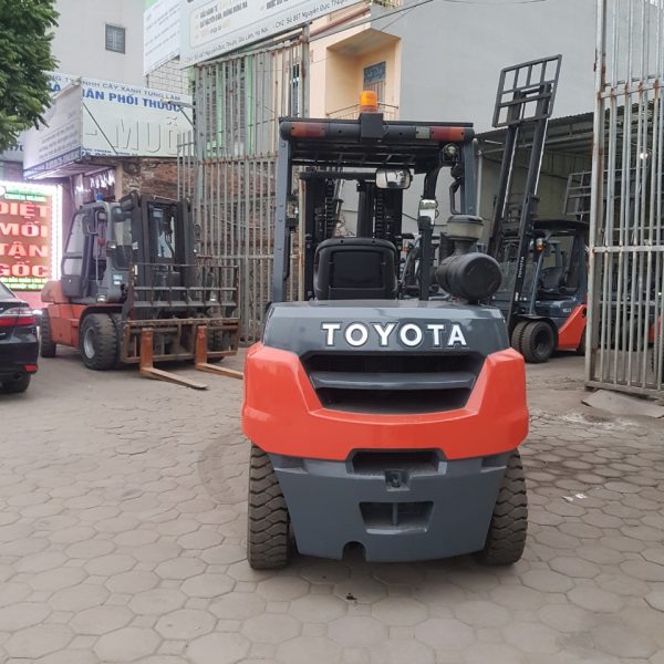 Xe nâng Nhật bãi nhập khẩu
